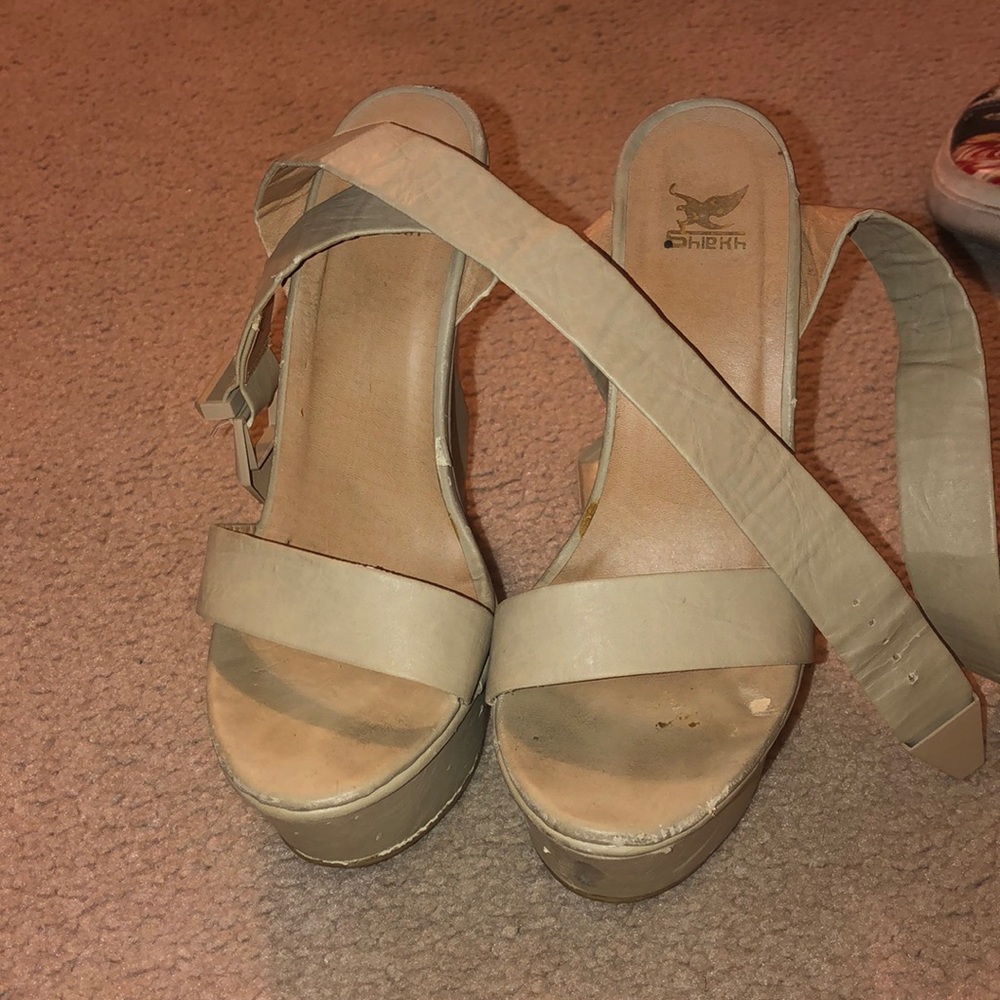 Used platforms - Picture 2 of 2